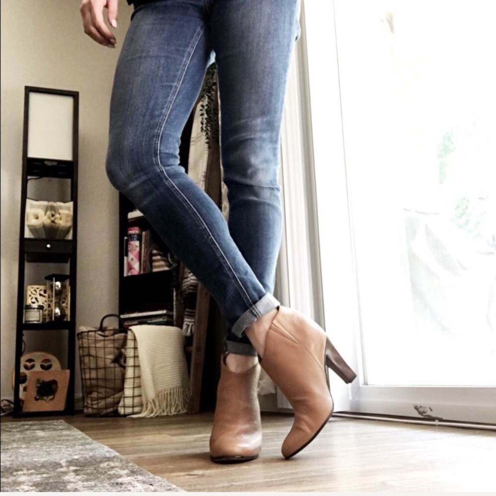 Golden Goose Deluxe Brand Booties